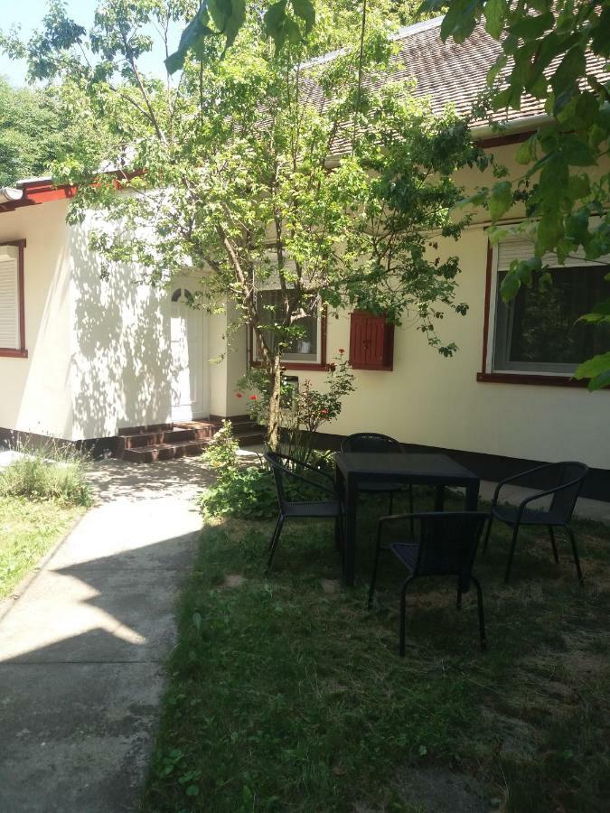 Appartamento Centrum Apartman Szeged Esterno foto