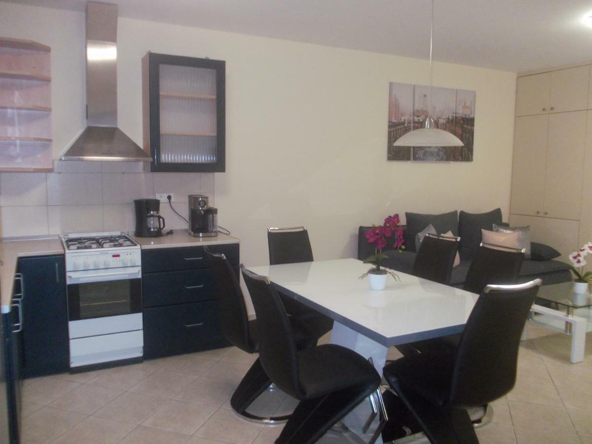 Appartamento Centrum Apartman Szeged Esterno foto